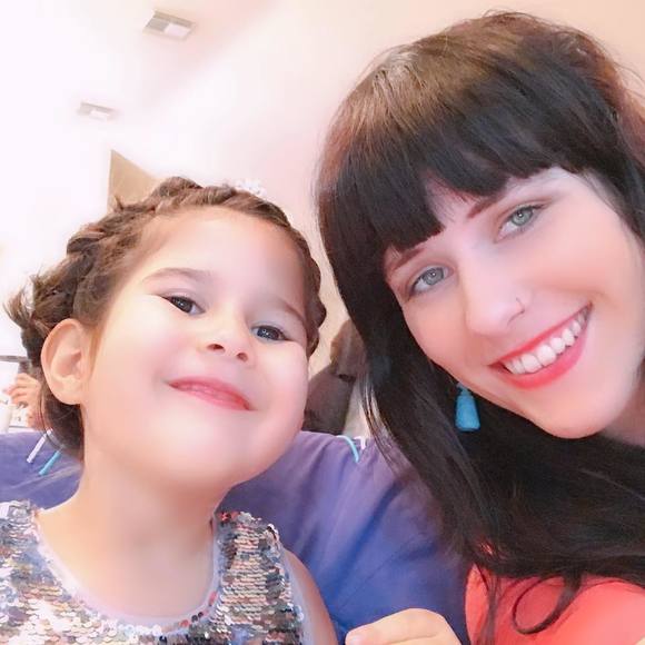 Meet your Posher, Sara - Picture 7 of 13